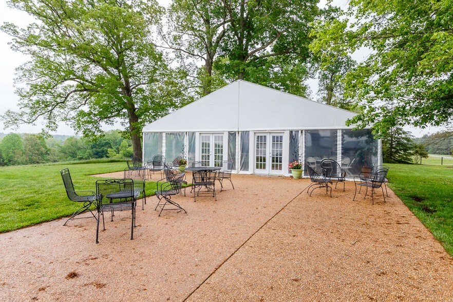 More Photos Of 11441 Grub Hill Church Rd, Amelia Court House Hospitality For Sale