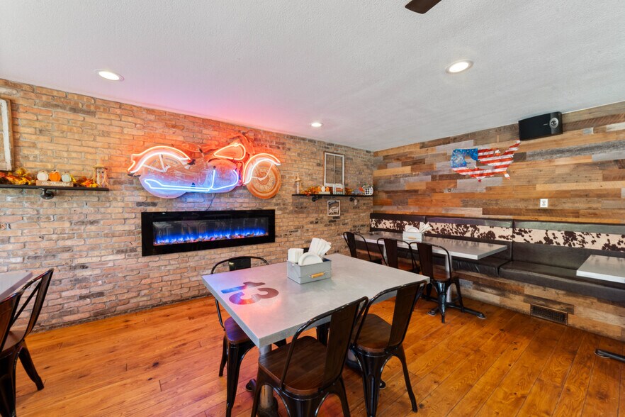 More Photos Of 10688 S Us-53, Solon Springs Restaurant For Sale