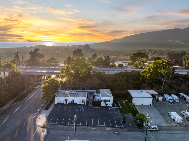 More Photos Of 281 W Main St, Ventura Storefront Retail Residential For Sale