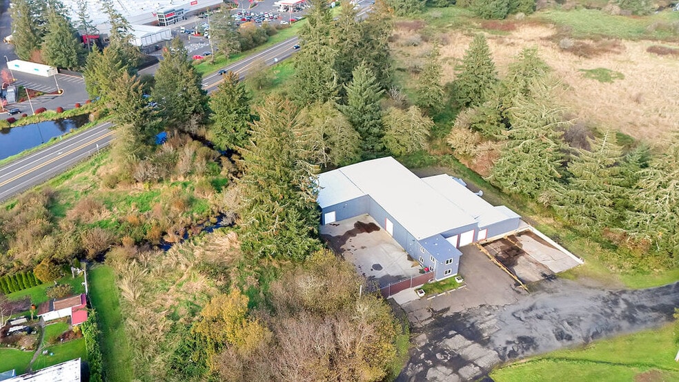 More Photos Of 1425 SE 9th St, Warrenton Warehouse For Lease