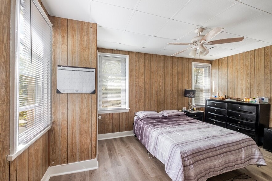 More Photos Of 423 Atlantic Ave, Egg Harbor City Multifamily For Sale