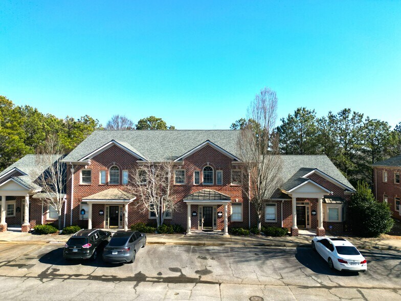 More Photos Of 5470 McGinnis Village Pl, Alpharetta Office For Lease