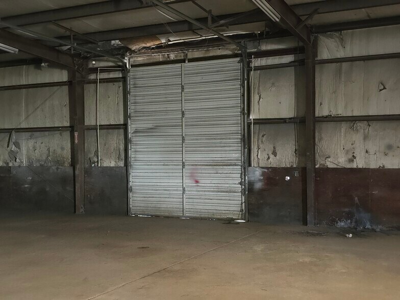 More Photos Of 2839 Sparta Ave, Charlotte Warehouse For Lease