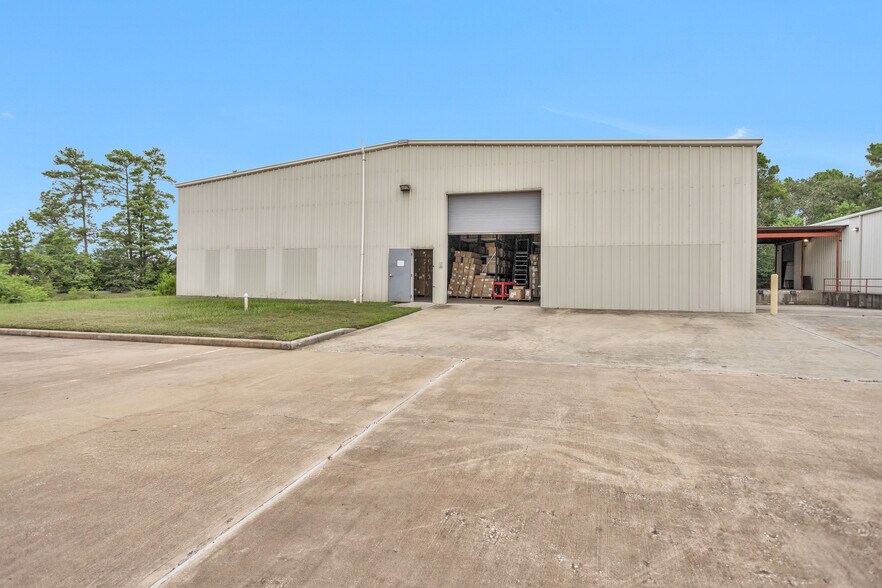 More Photos Of 1207 N Fm 3083 Rd, Conroe Distribution For Sale