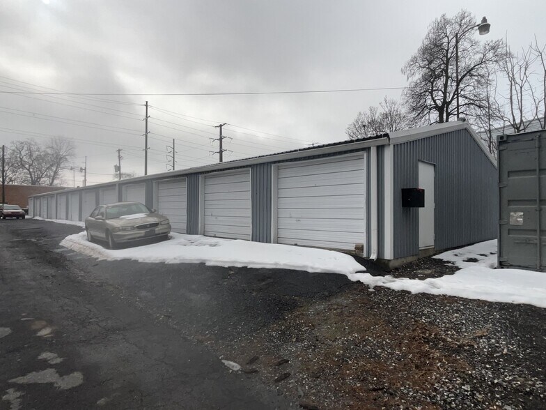 More Photos Of 214 Front St, New Cumberland Self Storage For Lease