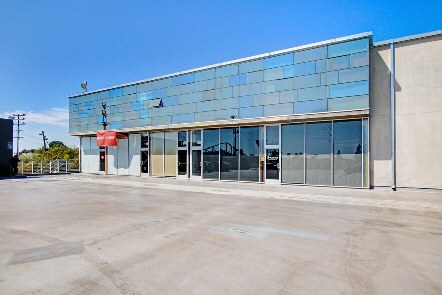 More Photos Of 8985 Venice Blvd, Los Angeles Unknown For Lease