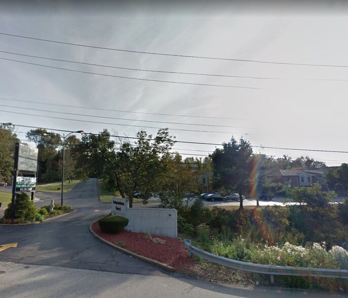 More Photos Of 275 Center Rd, Monroeville Office For Lease