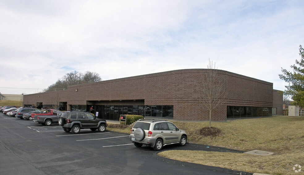 More Photos Of 307-371 Consort Dr, Manchester Flex For Lease