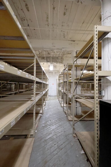 More Photos Of 30-32 George St, Boston Warehouse For Sale