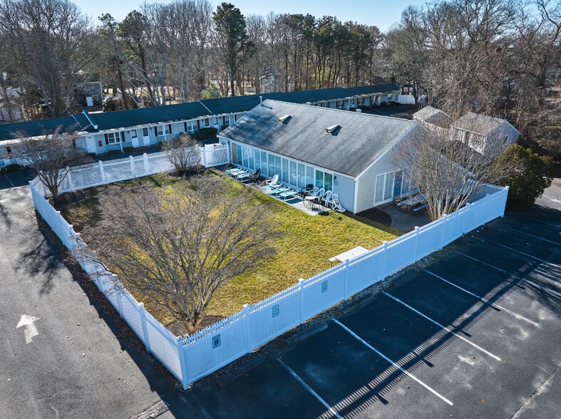 More Photos Of 759 MA-28, South Yarmouth Hotel For Sale