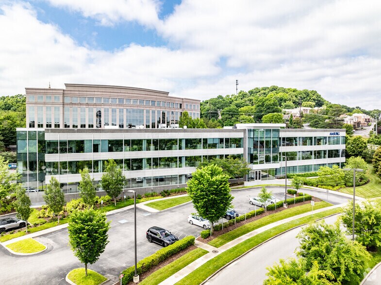 More Photos Of 1 Burton Hills Blvd, Nashville Unknown For Lease