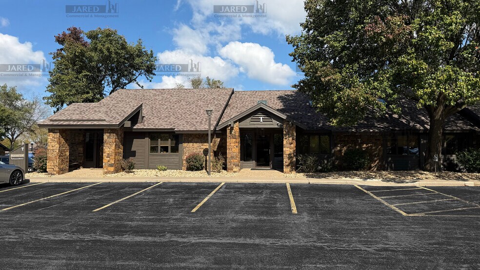 Primary Photo Of 1200 E Woodhurst Dr, Springfield Medical For Sale