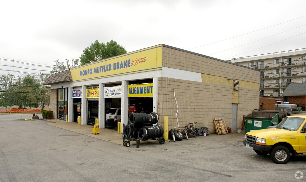 More Photos Of 5365 Main St, Buffalo General Retail For Sale