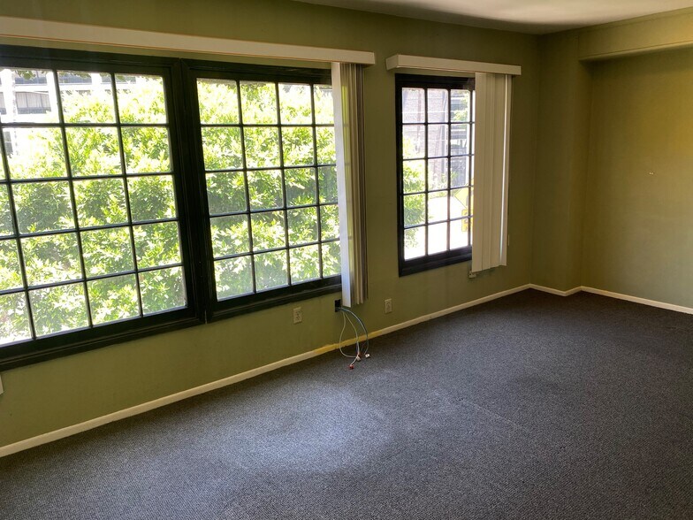 More Photos Of 1151-1157 S Beverly Dr, Beverly Hills Loft Creative Space For Lease