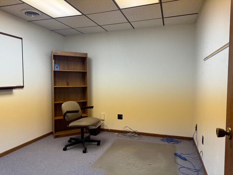 More Photos Of 1406 N 25th St, Sheboygan Warehouse For Lease