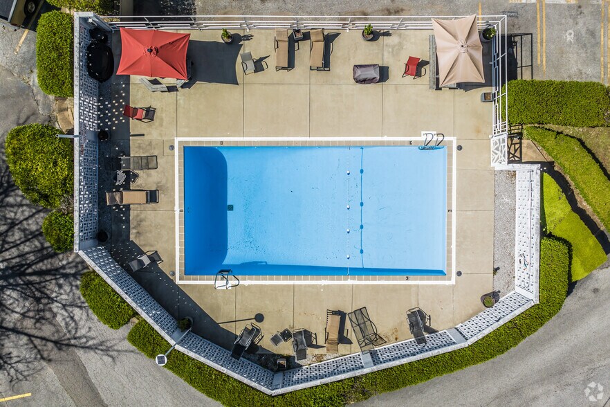 More Photos Of 775 Melrose St, Memphis Apartments For Sale