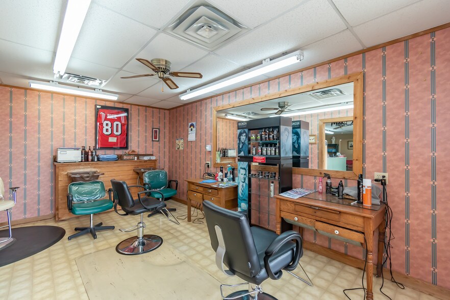 More Photos Of 3920 Nowata Rd, Bartlesville Freestanding For Sale