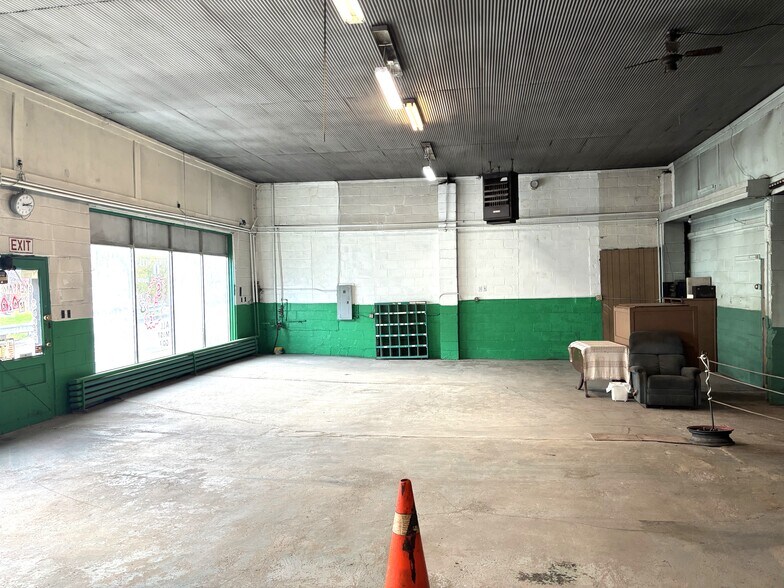 More Photos Of 714 River Ave, Emlenton Warehouse For Sale