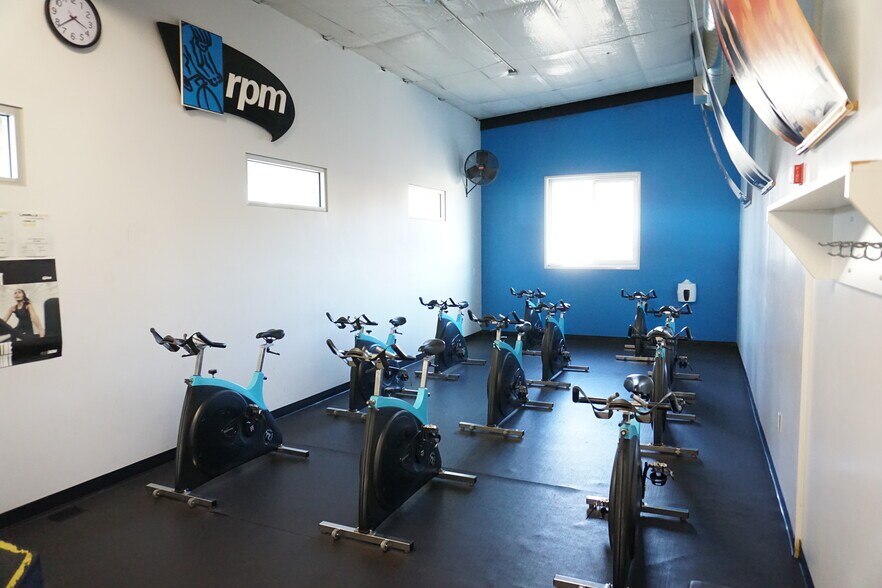 More Photos Of 2500 Business Ln, Yakima Freestanding For Sale