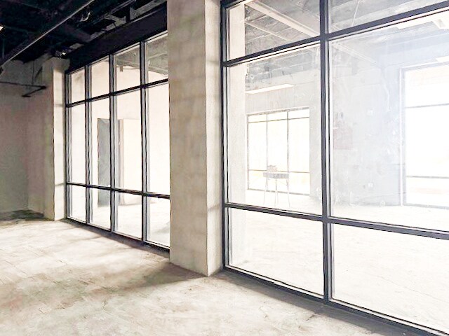 More Photos Of 201 E Illinois Ave, Midland Office For Sale