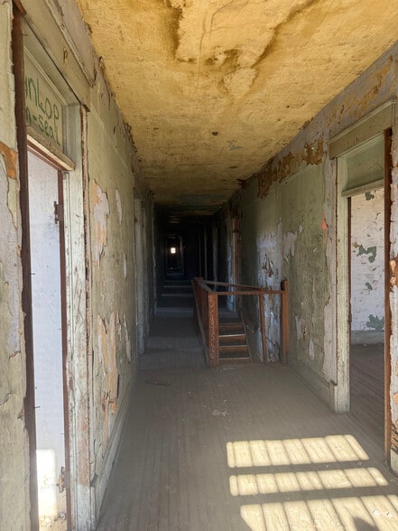 More Photos Of 115 S Grand Ave, Pueblo Industrial For Sale