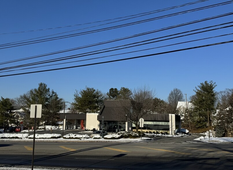 Primary Photo Of 131 Macdade Blvd, Folsom Bank For Sale