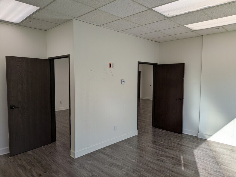 More Photos Of 3959 Foothill Blvd, La Crescenta Office For Lease