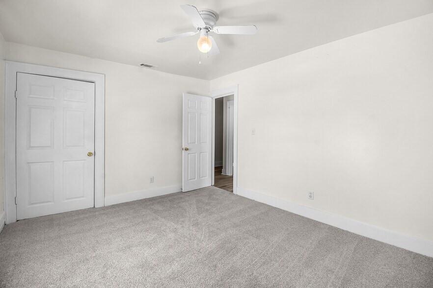 More Photos Of 301 E Henry St, Savannah Multifamily For Sale