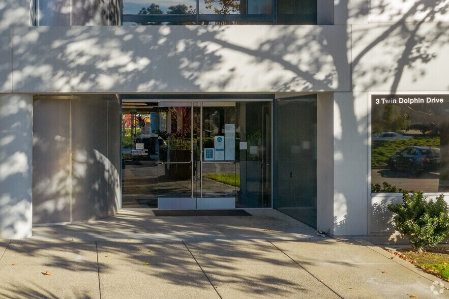 More Photos Of 3 Twin Dolphin Dr, Redwood City Unknown For Lease
