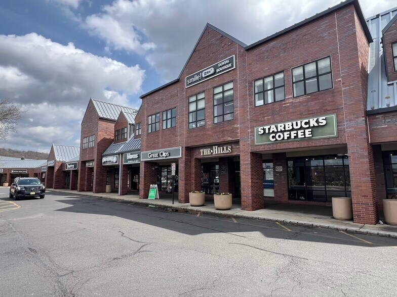 More Photos Of 400-470 US Highway 202/206 Dr, Bedminster Unknown For Lease