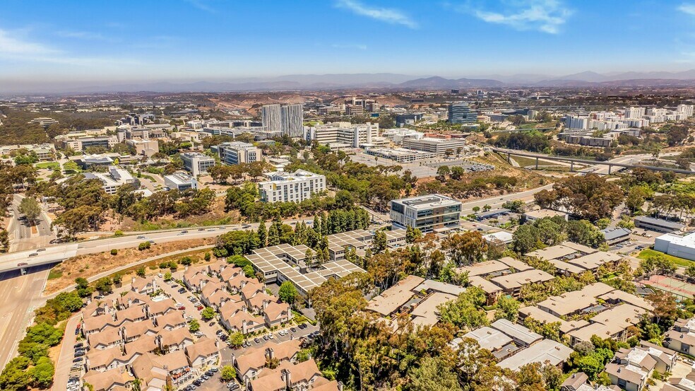 More Photos Of 8950 Villa La Jolla Dr, La Jolla Unknown For Lease