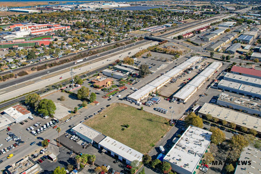Primary Photo Of 2148 Harbor St, Pittsburg Warehouse For Sale