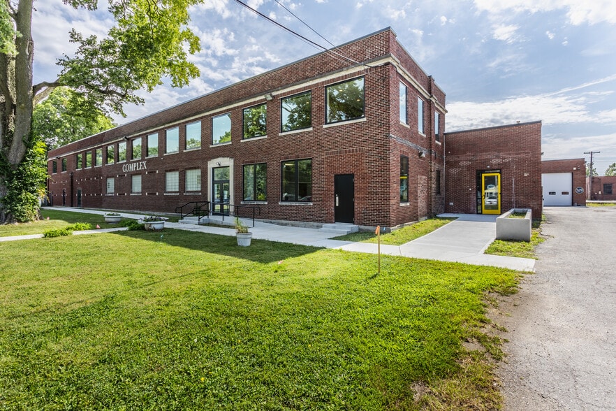 More Photos Of 4201 Millersville Rd, Indianapolis Research And Development For Lease