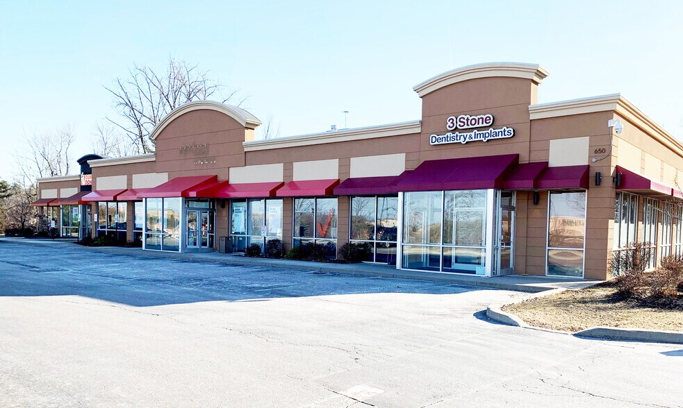 More Photos Of 650 Troy-Schenectady Rd, Latham Storefront For Lease