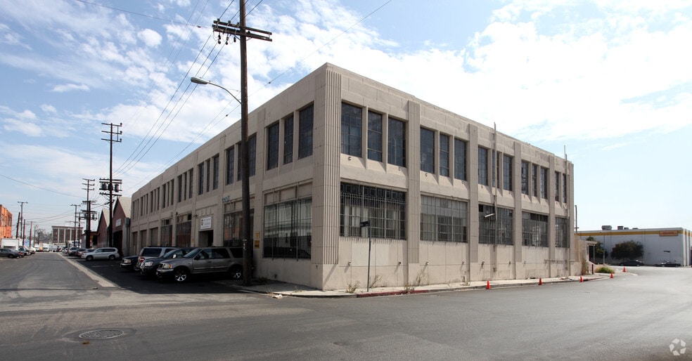 Primary Photo Of 1910-1914 Bay St, Los Angeles Warehouse For Lease