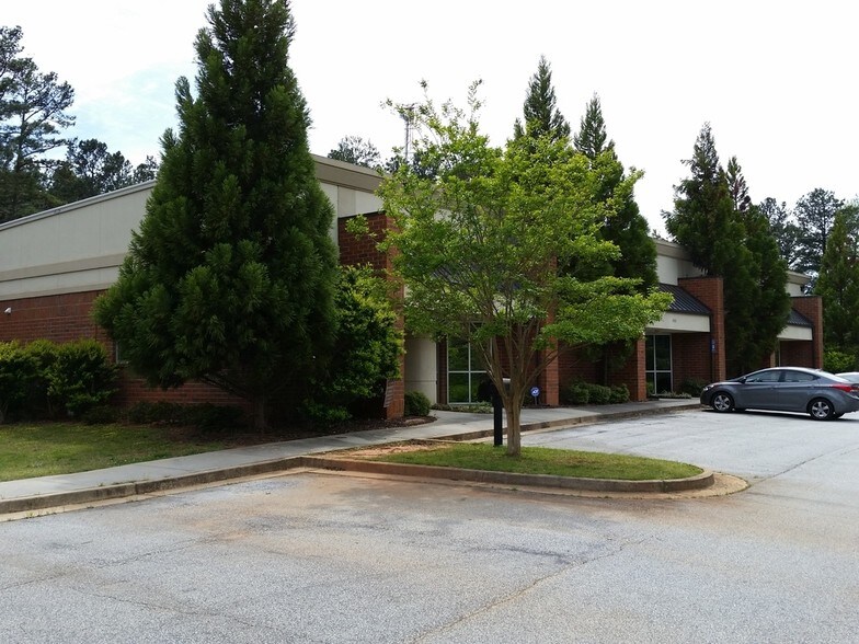 More Photos Of 2031 Gees Mill Rd, Conyers Warehouse For Lease