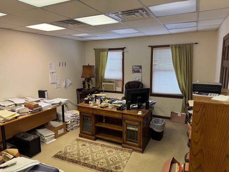 More Photos Of 107 Washington St, Morristown Office For Lease
