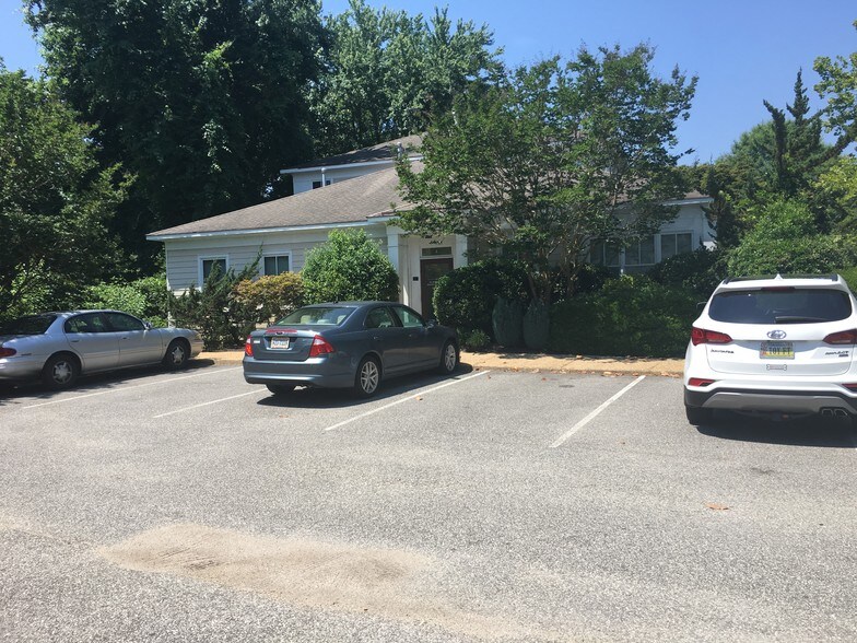 More Photos Of 3204 Ironbound Rd, Williamsburg Office For Lease