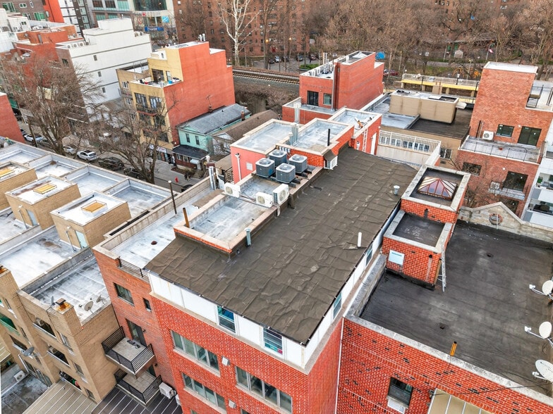 More Photos Of 132-50 41st Ave, Flushing Apartments For Lease