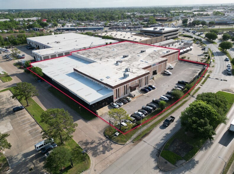 Primary Photo Of 7700 Kempwood Dr, Houston Warehouse For Sale