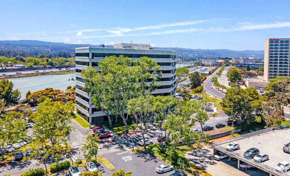 More Photos Of 577 Airport Blvd, Burlingame Office For Lease