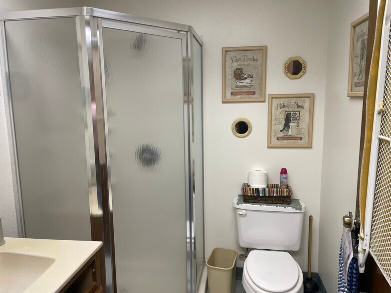 More Photos Of 11141 N Avenue L, La Porte Religious Facility For Sale