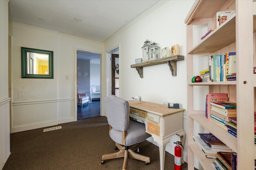 More Photos Of 23 S Village Ave, Rockville Centre Office For Sale
