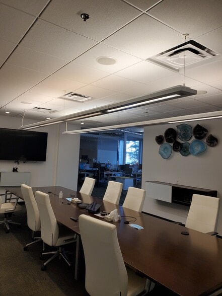 More Photos Of 677 S Colorado Blvd, Denver Office For Sale