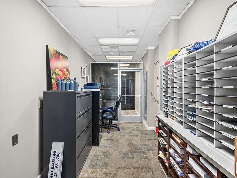 More Photos Of 1 N Pack Sq, Asheville Office For Lease