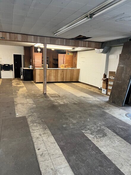 More Photos Of 241 Danbury Rd, New Milford General Retail For Lease