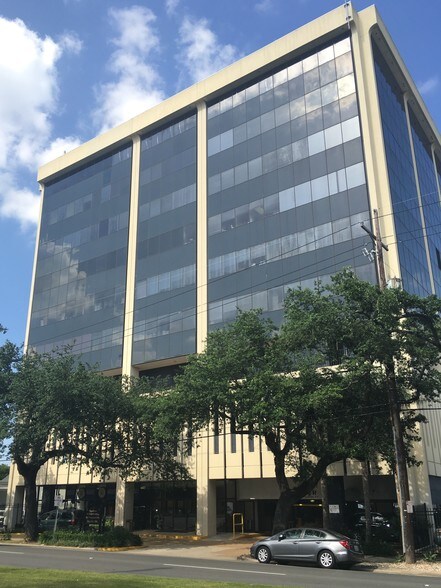 More Photos Of 2633 Napoleon Ave, New Orleans Medical For Lease