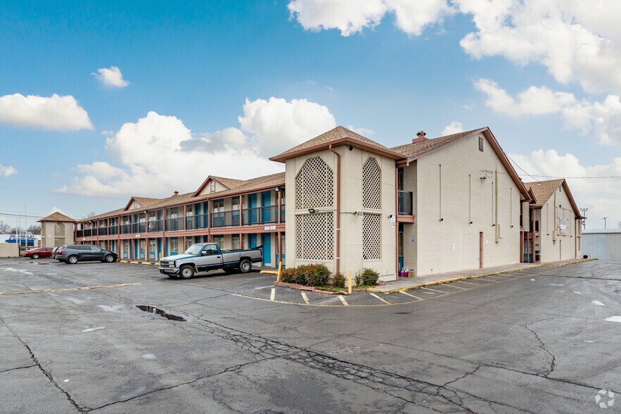 More Photos Of 7475 E Admiral Pl, Tulsa Hotel For Sale