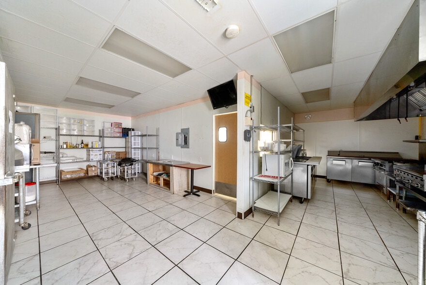 More Photos Of 296 Main St, Milford General Retail For Sale