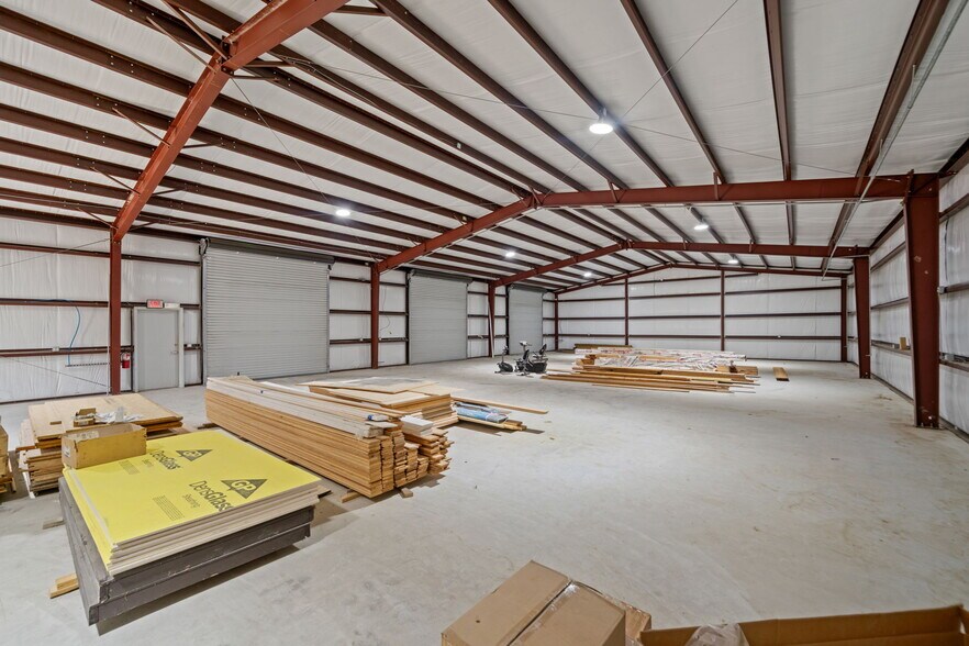 More Photos Of 1707 Bernie Ave, Rosenberg Office For Sale